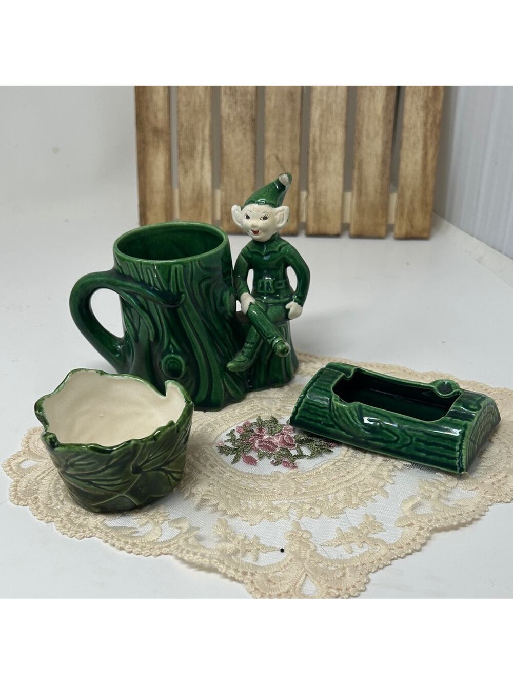 Treasure Craft Green Pixie Elf Tree Stump Cigarette holder with Ash Tray